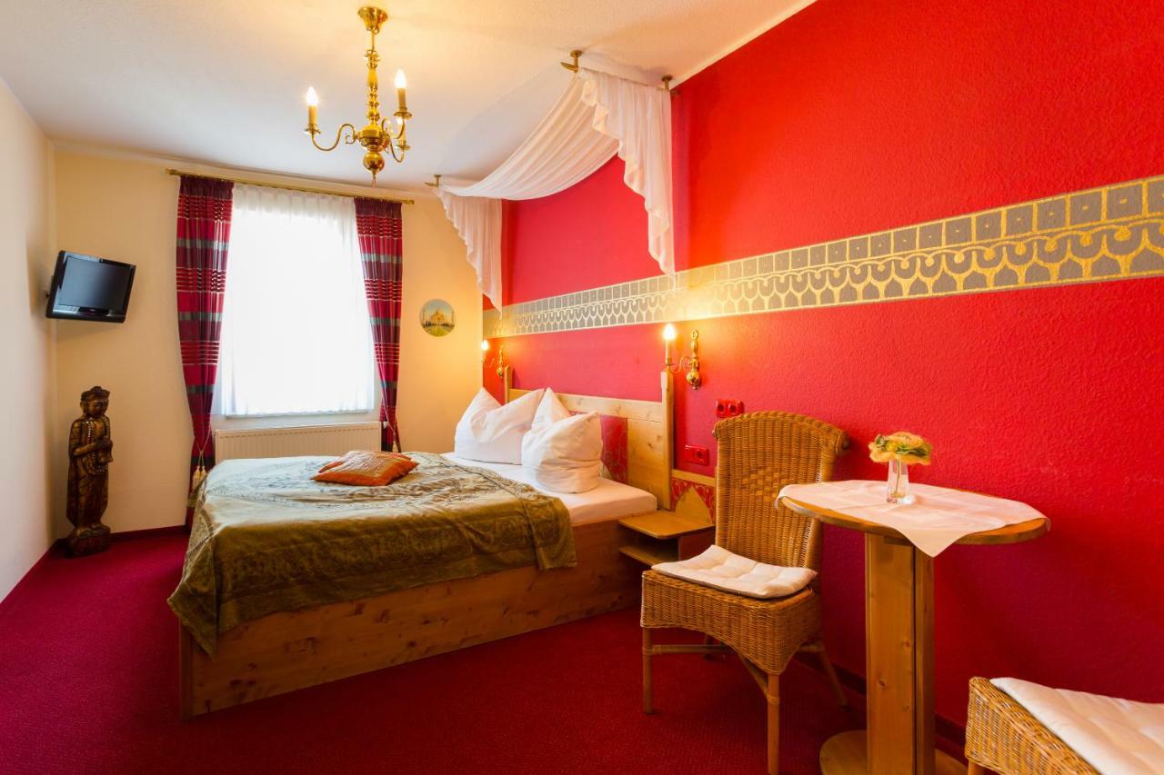 Hotel & Ferienwohnungen Bohlenblick Saalfeld Saale Extérieur photo