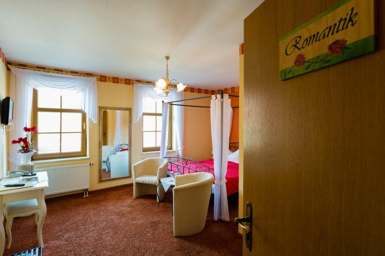 Hotel & Ferienwohnungen Bohlenblick Saalfeld Saale Extérieur photo